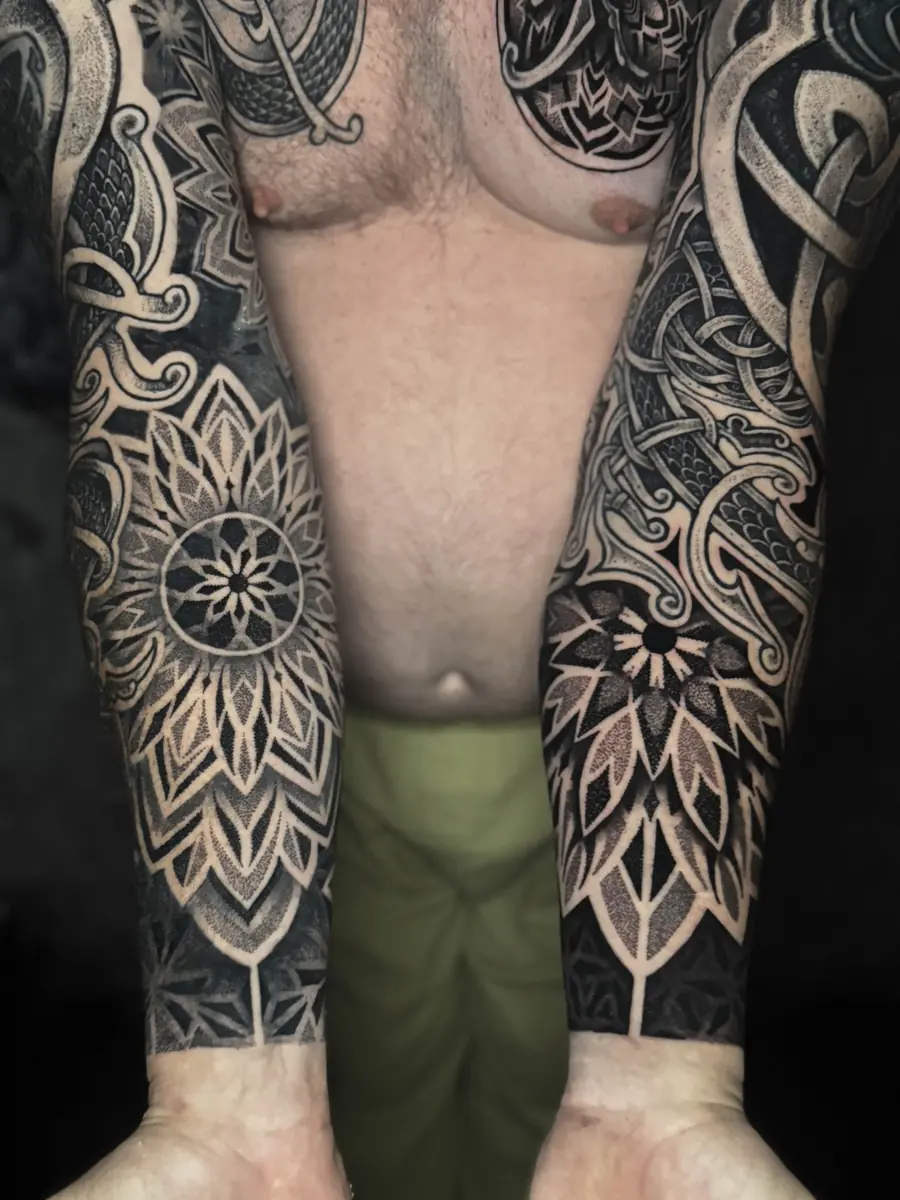 Tattoo portfolio piece 8 by tonisgump_ at Studio One Tattoo Bangkok