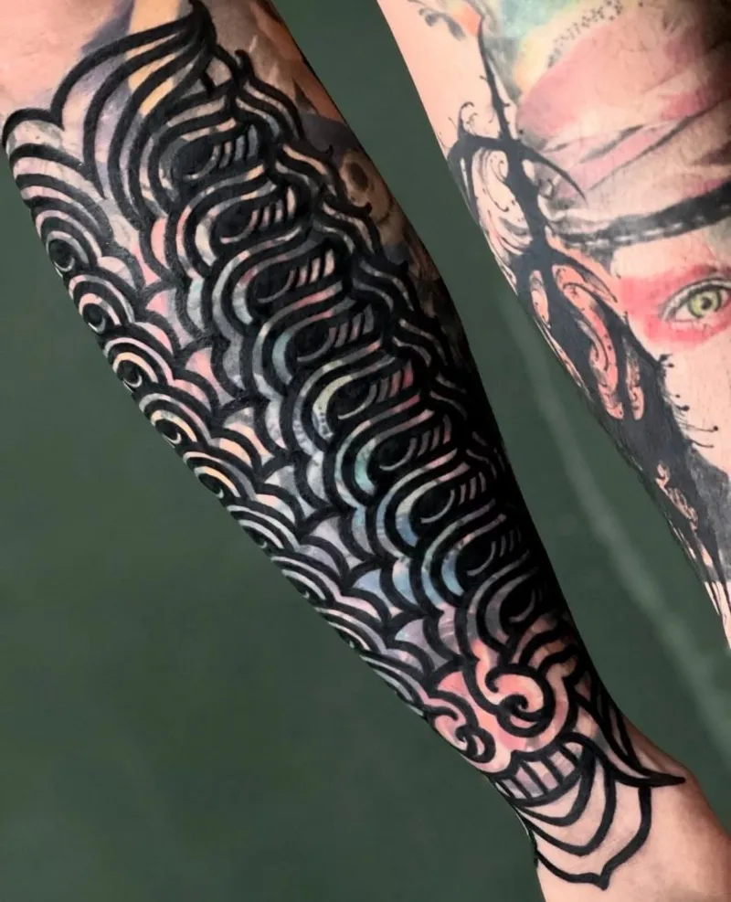 Blackwork tattoo portfolio piece 14 at Studio One Tattoo Bangkok