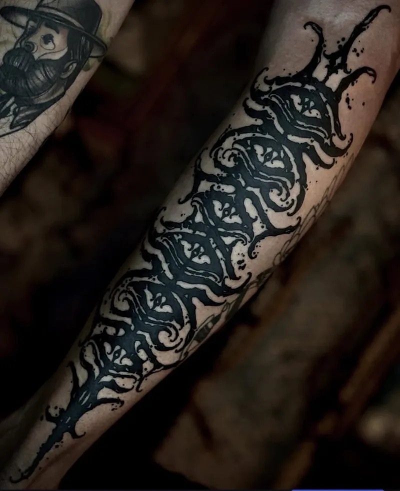 Blackwork tattoo portfolio piece 3 at Studio One Tattoo Bangkok