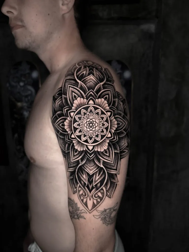 Geometric tattoo portfolio piece 3 at Studio One Tattoo Bangkok