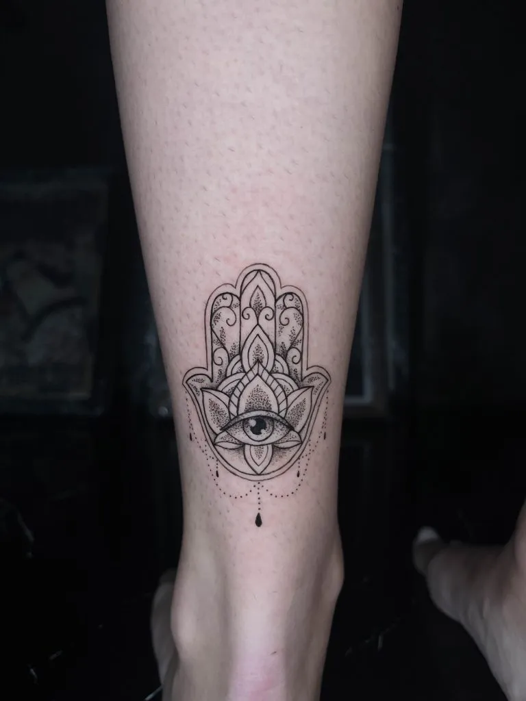 Minimal Fineline tattoo portfolio piece 1 at Studio One Tattoo Bangkok