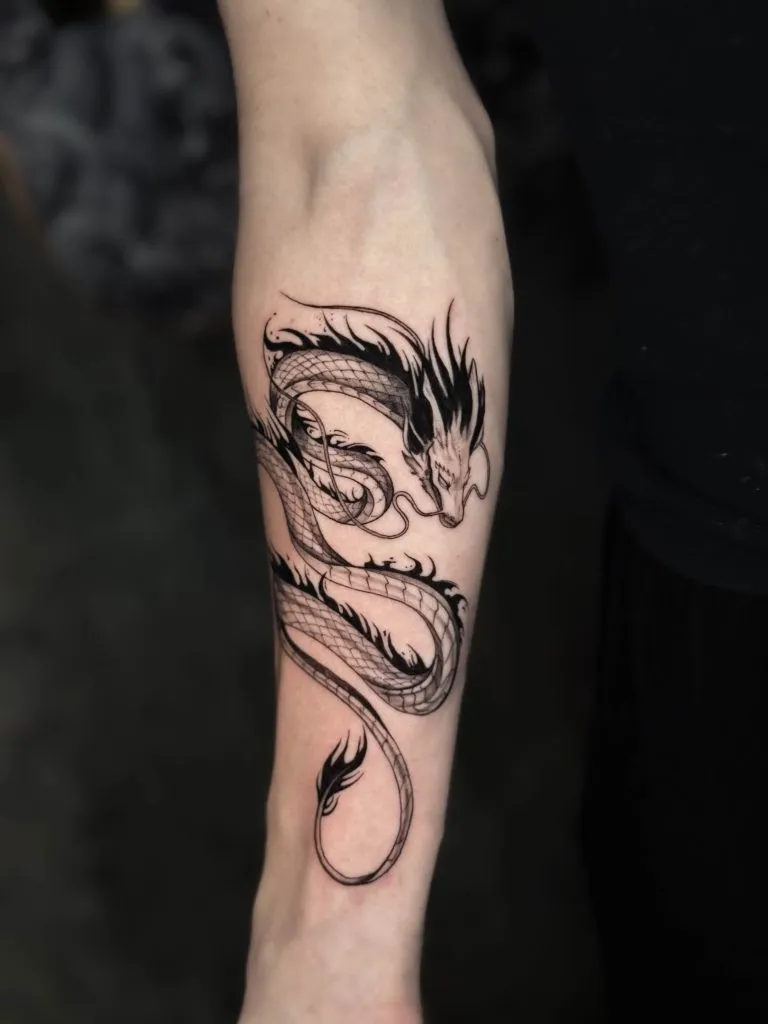 Minimal Fineline tattoo portfolio piece 100 at Studio One Tattoo Bangkok