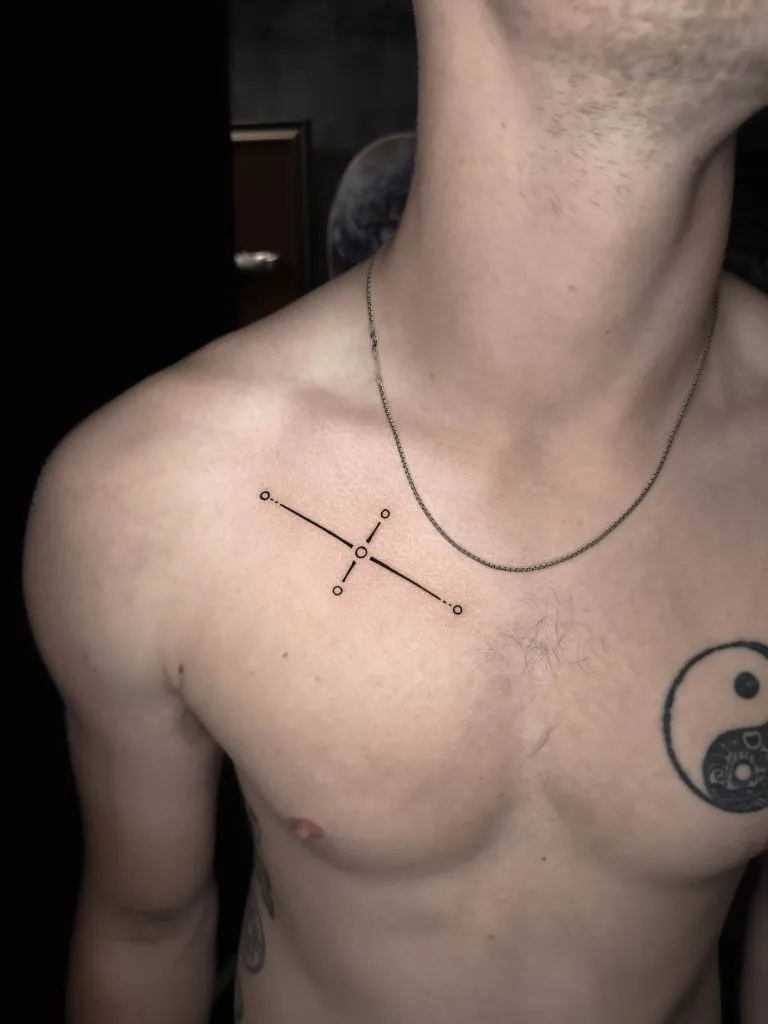 Minimal Fineline tattoo portfolio piece 115 at Studio One Tattoo Bangkok