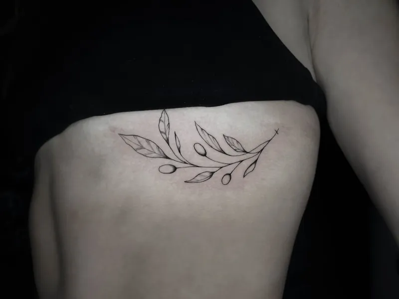 Minimal Fineline tattoo portfolio piece 128 at Studio One Tattoo Bangkok