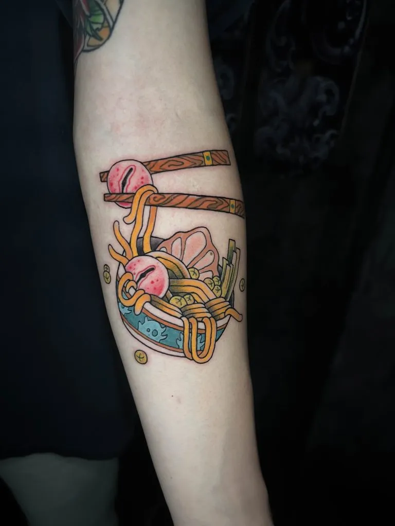 Minimal Fineline tattoo portfolio piece 130 at Studio One Tattoo Bangkok