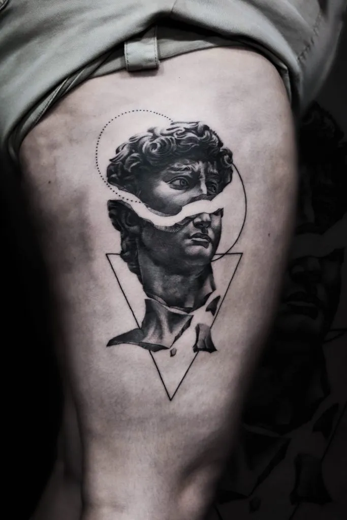 Minimal Fineline tattoo portfolio piece 15 at Studio One Tattoo Bangkok