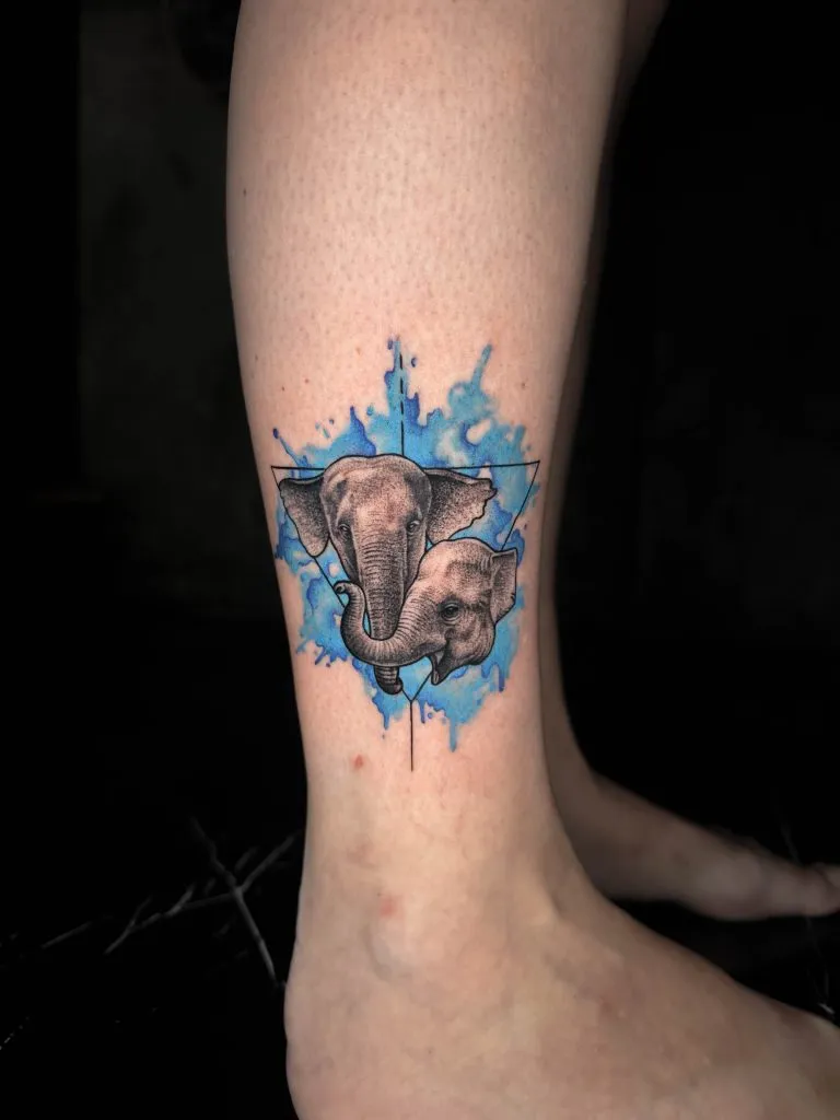 Minimal Fineline tattoo portfolio piece 164 at Studio One Tattoo Bangkok