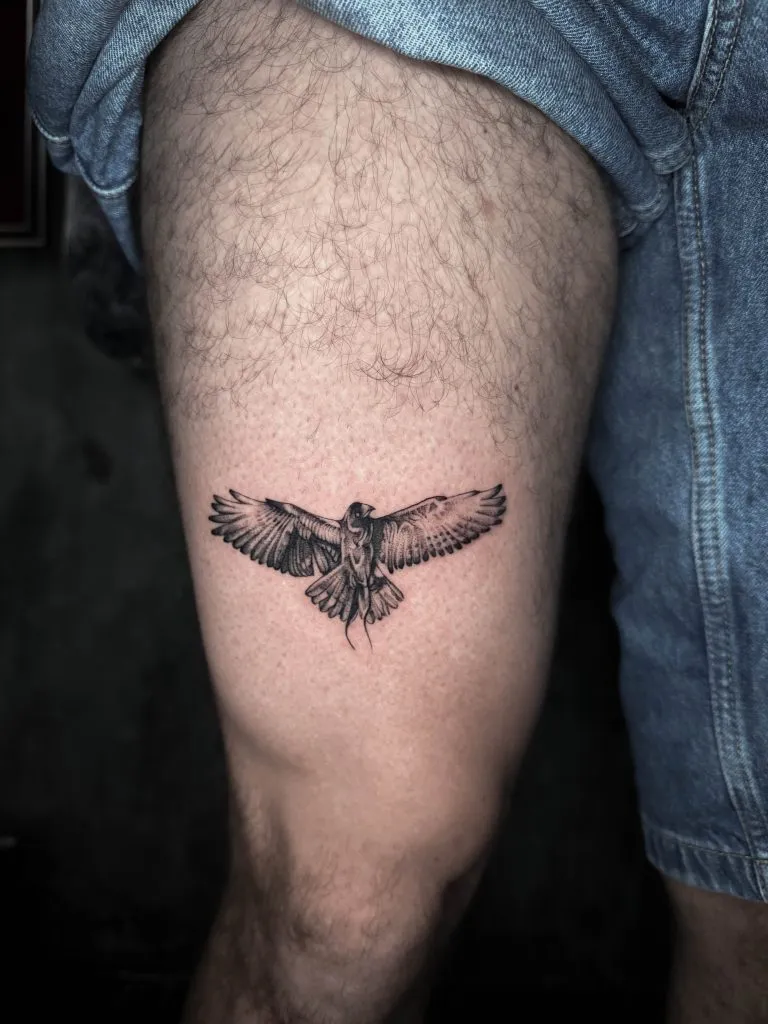 Minimal Fineline tattoo portfolio piece 172 at Studio One Tattoo Bangkok