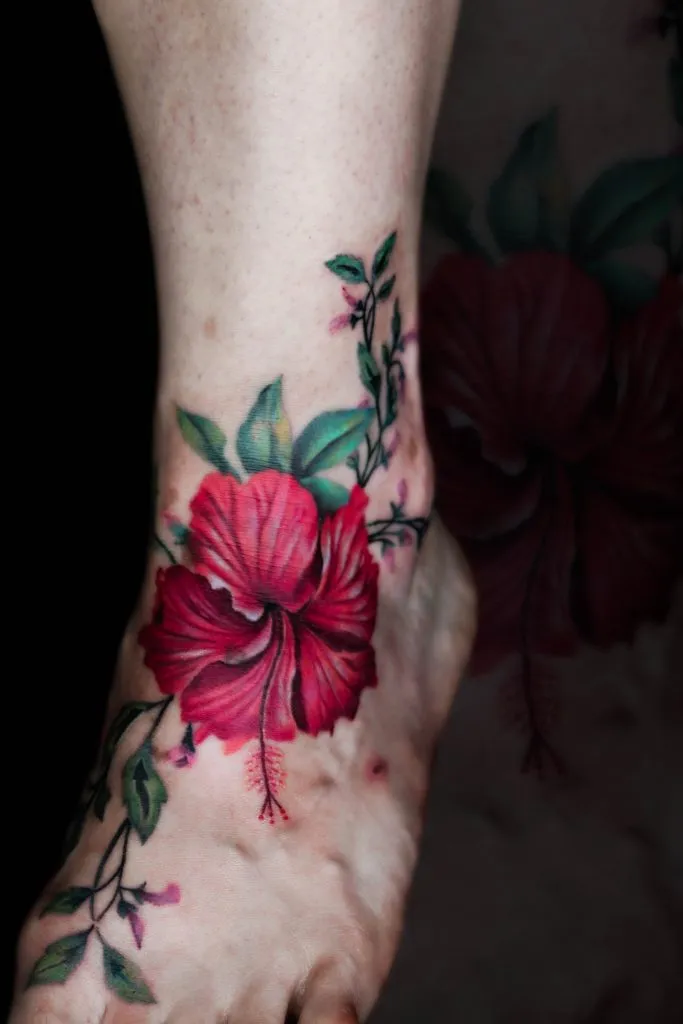 Minimal Fineline tattoo portfolio piece 26 at Studio One Tattoo Bangkok
