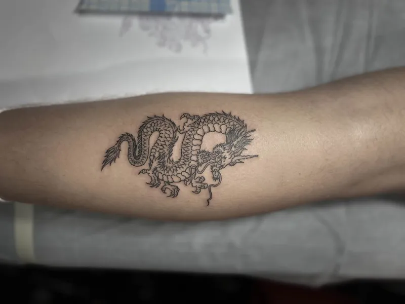 Minimal Fineline tattoo portfolio piece 3 at Studio One Tattoo Bangkok