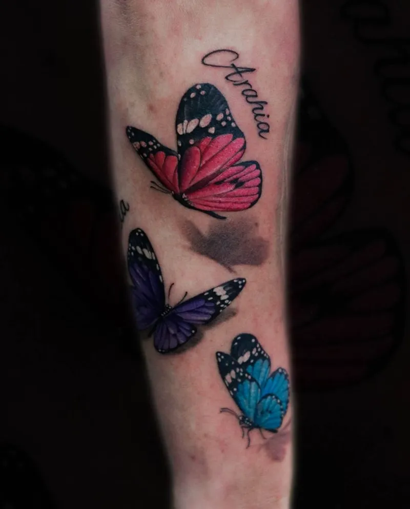Minimal Fineline tattoo portfolio piece 40 at Studio One Tattoo Bangkok