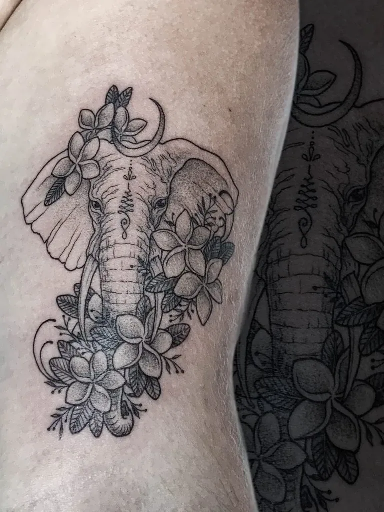 Minimal Fineline tattoo portfolio piece 51 at Studio One Tattoo Bangkok