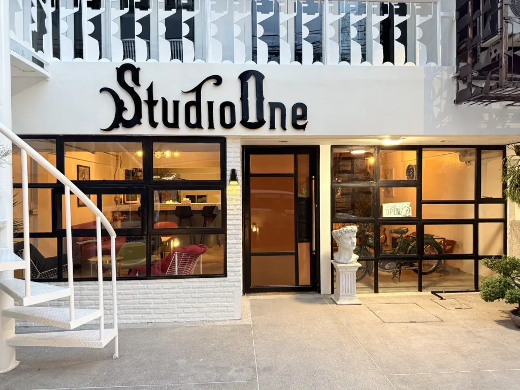 Studio One Tattoo Bangkok exterior